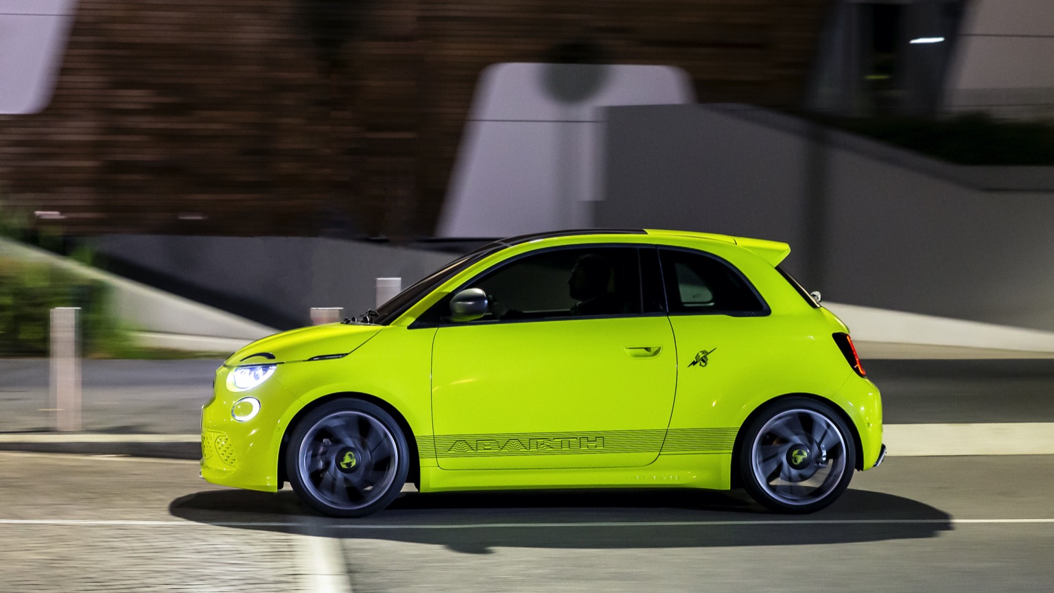 Vehicle Feature Picture