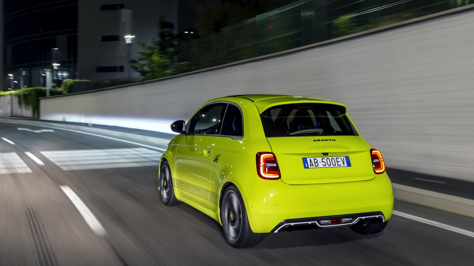 Vehicle Feature Picture