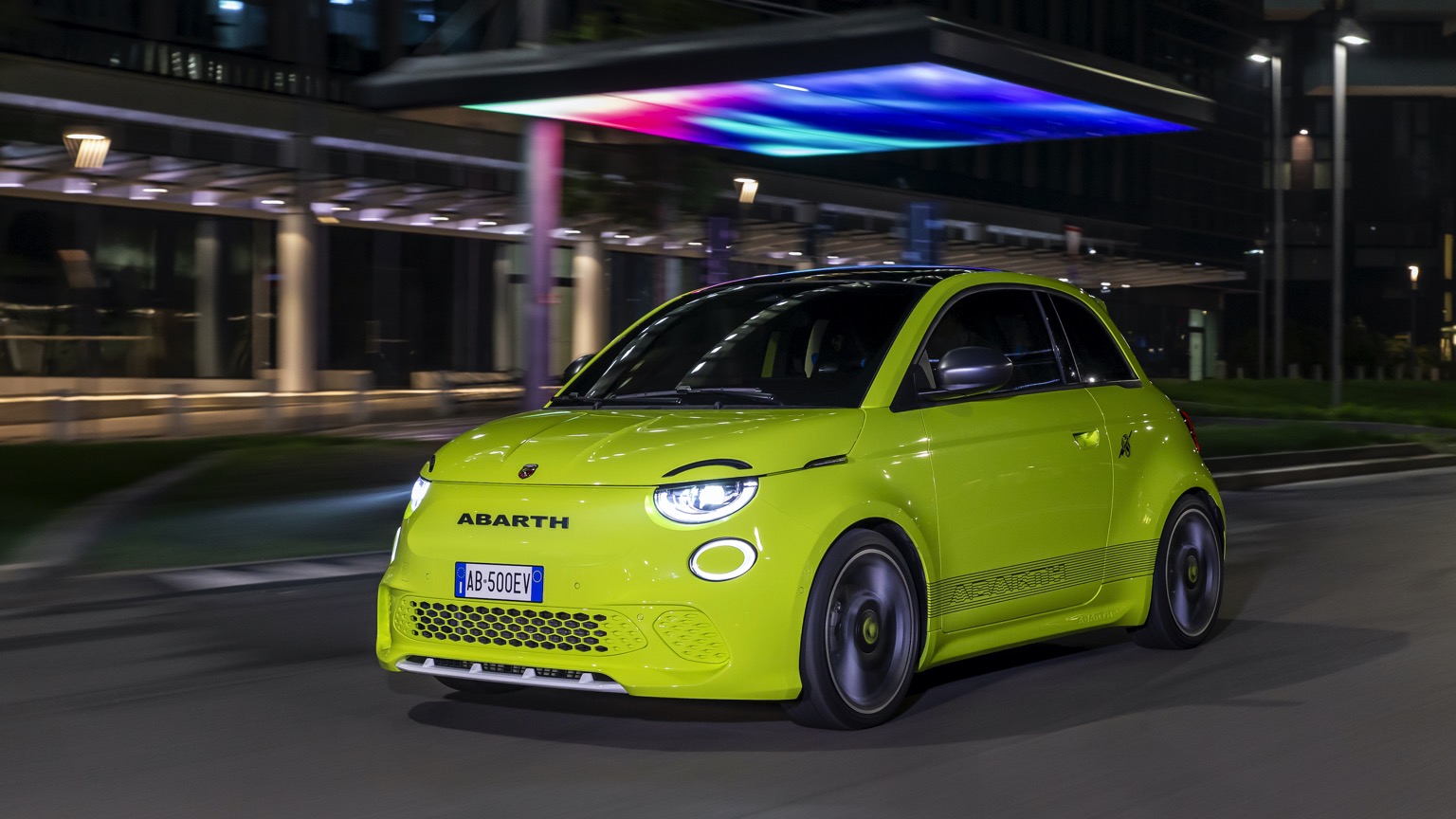 Vehicle Feature Picture