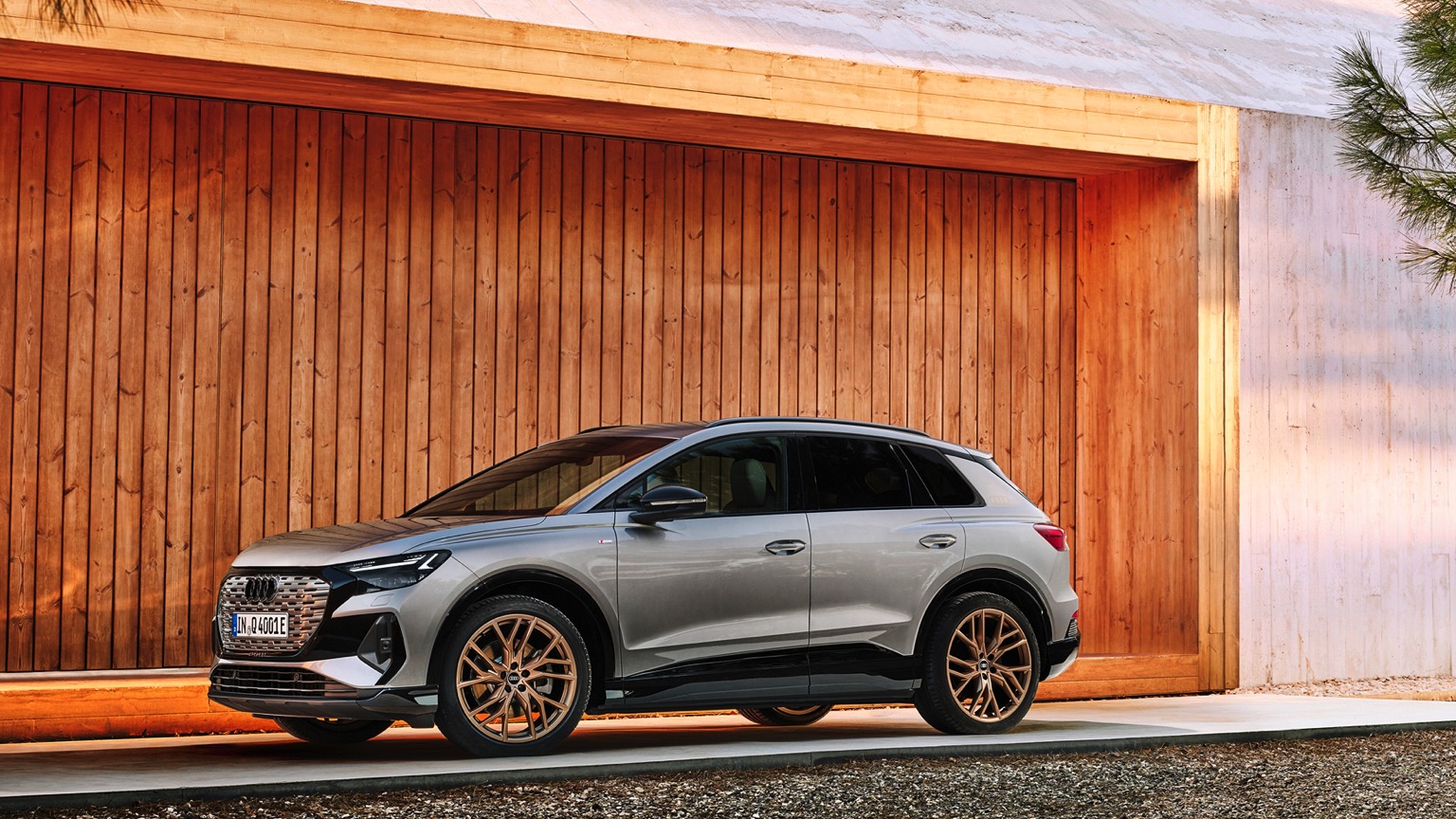 Vehicle Feature Picture