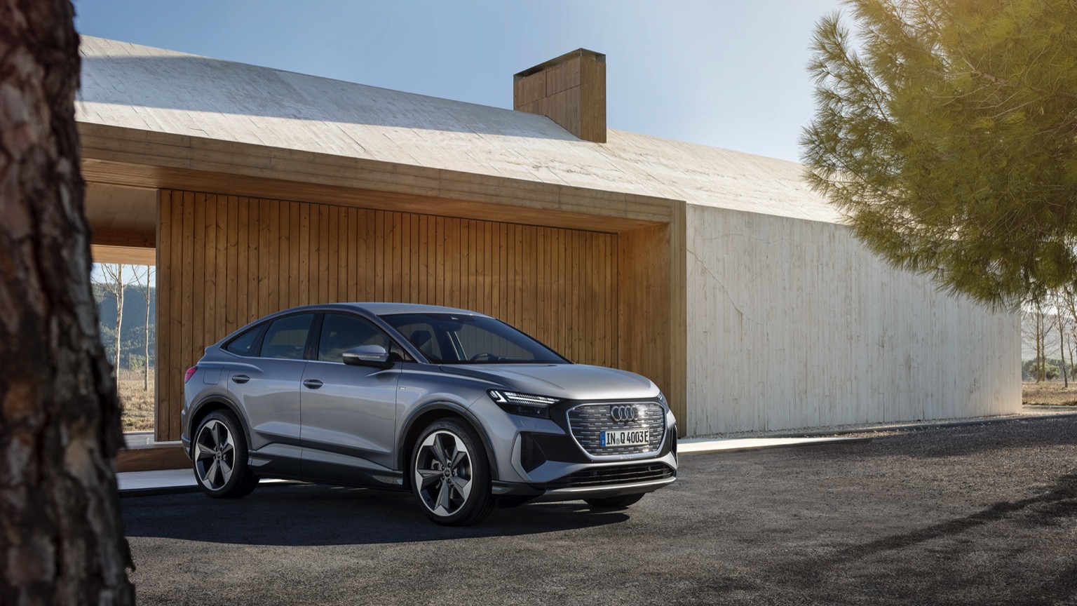 Vehicle Feature Picture