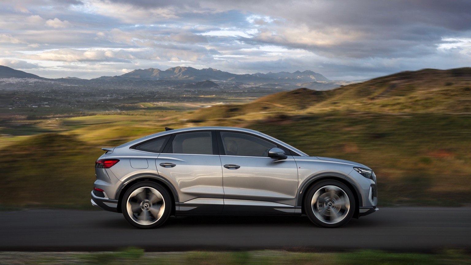 Vehicle Feature Picture