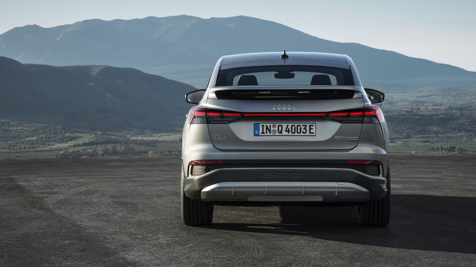 Vehicle Feature Picture