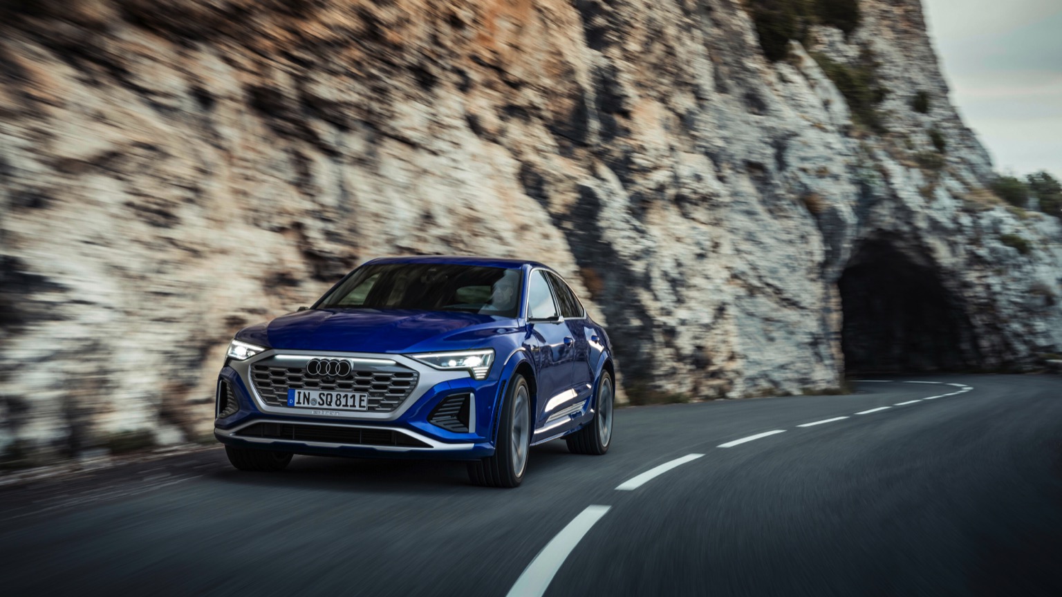 Vehicle Feature Picture