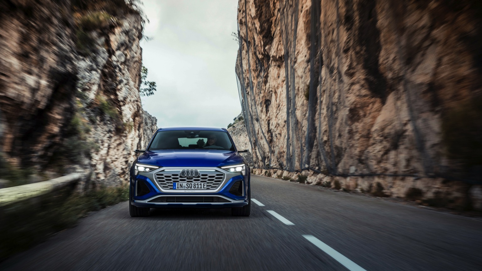 Vehicle Feature Picture