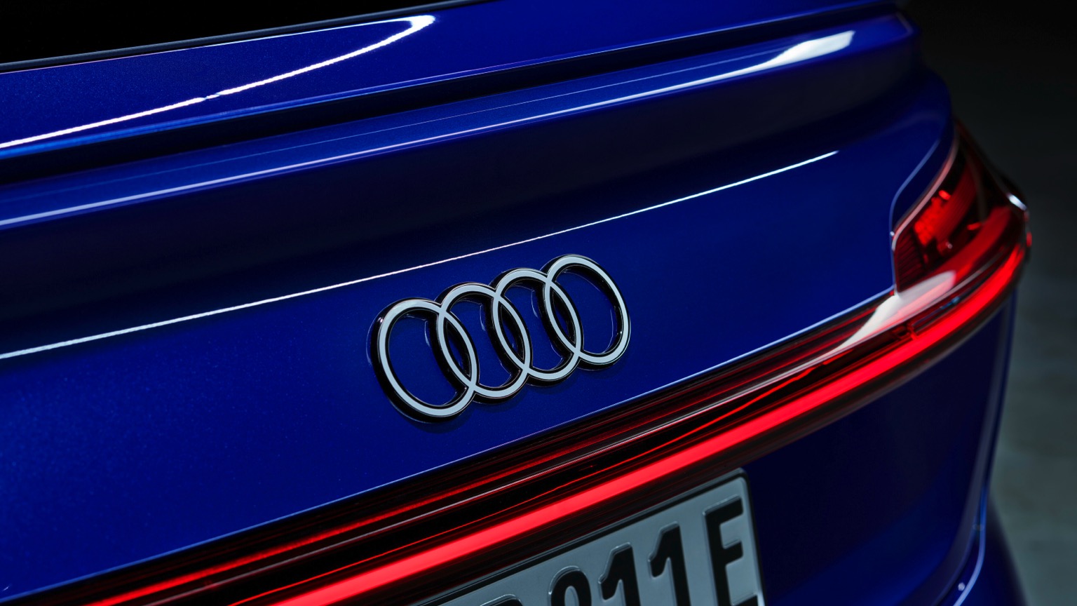 Vehicle Feature Picture