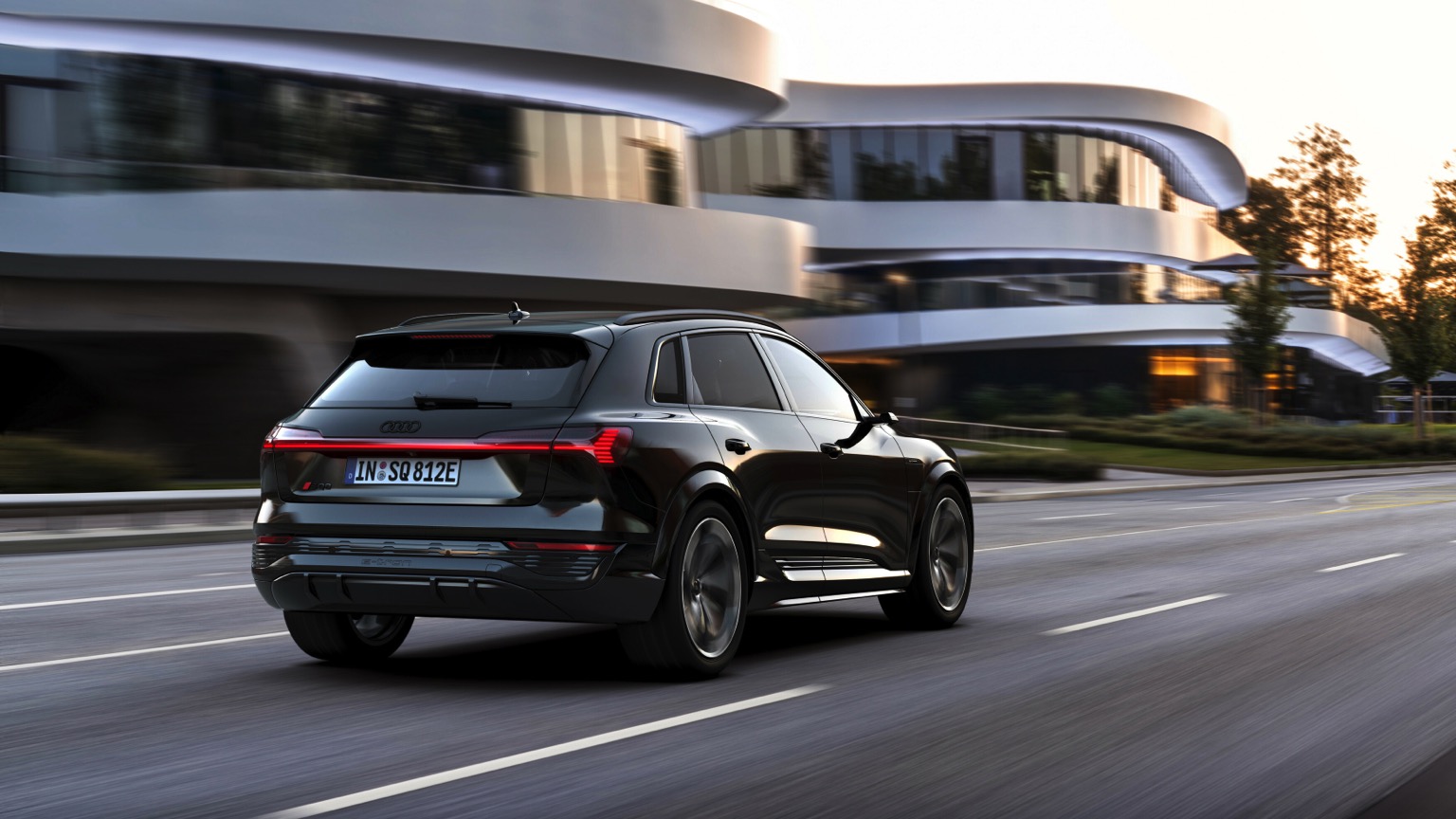 Vehicle Feature Picture