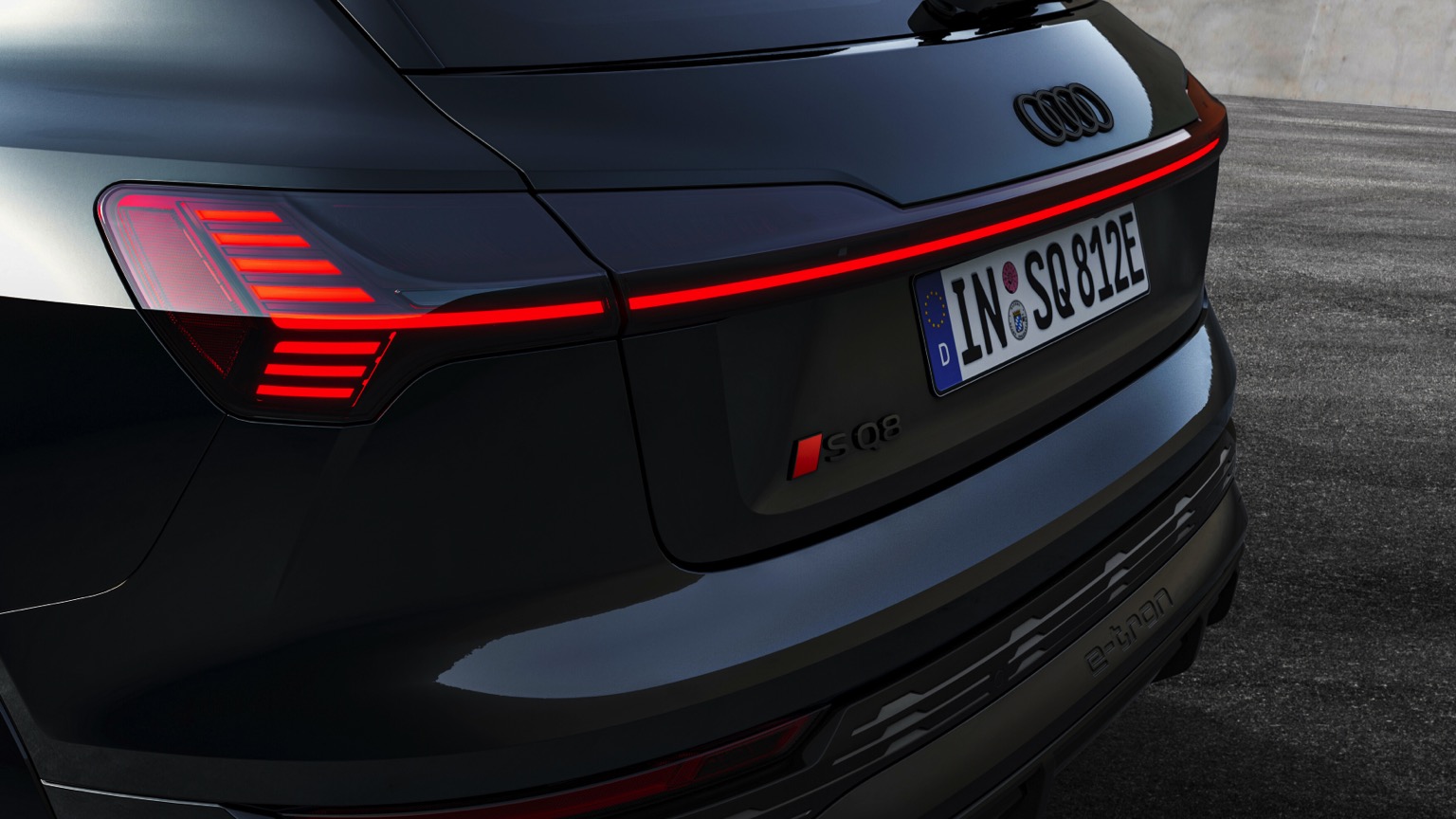 Vehicle Feature Picture