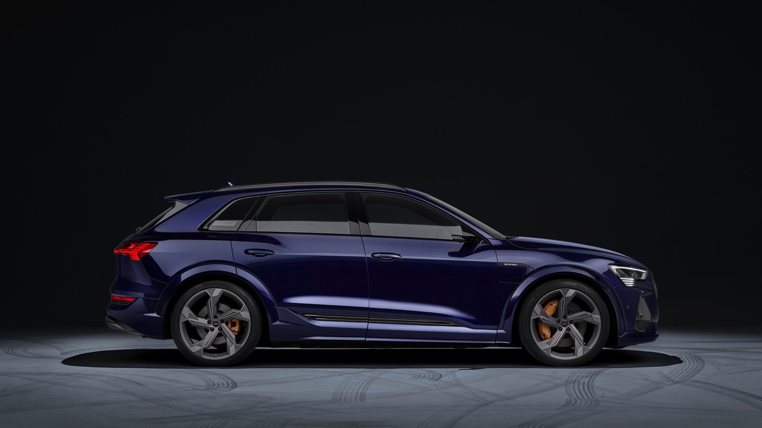 Vehicle Feature Picture