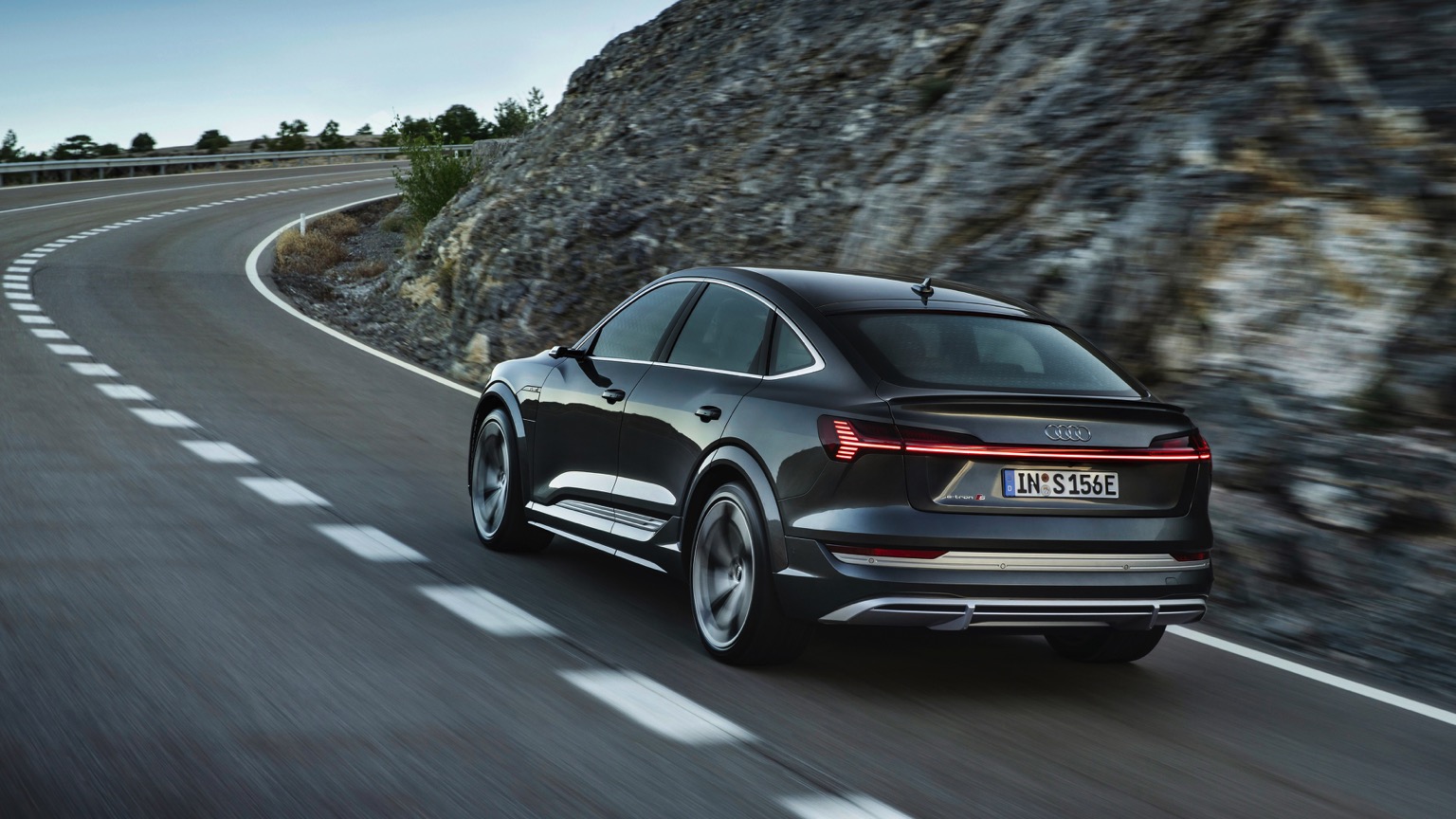 Vehicle Feature Picture