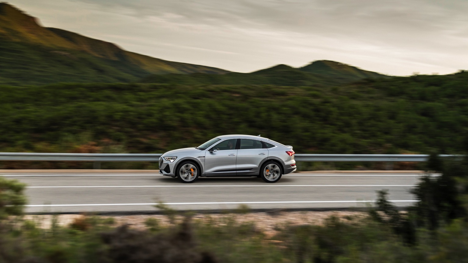 Vehicle Feature Picture