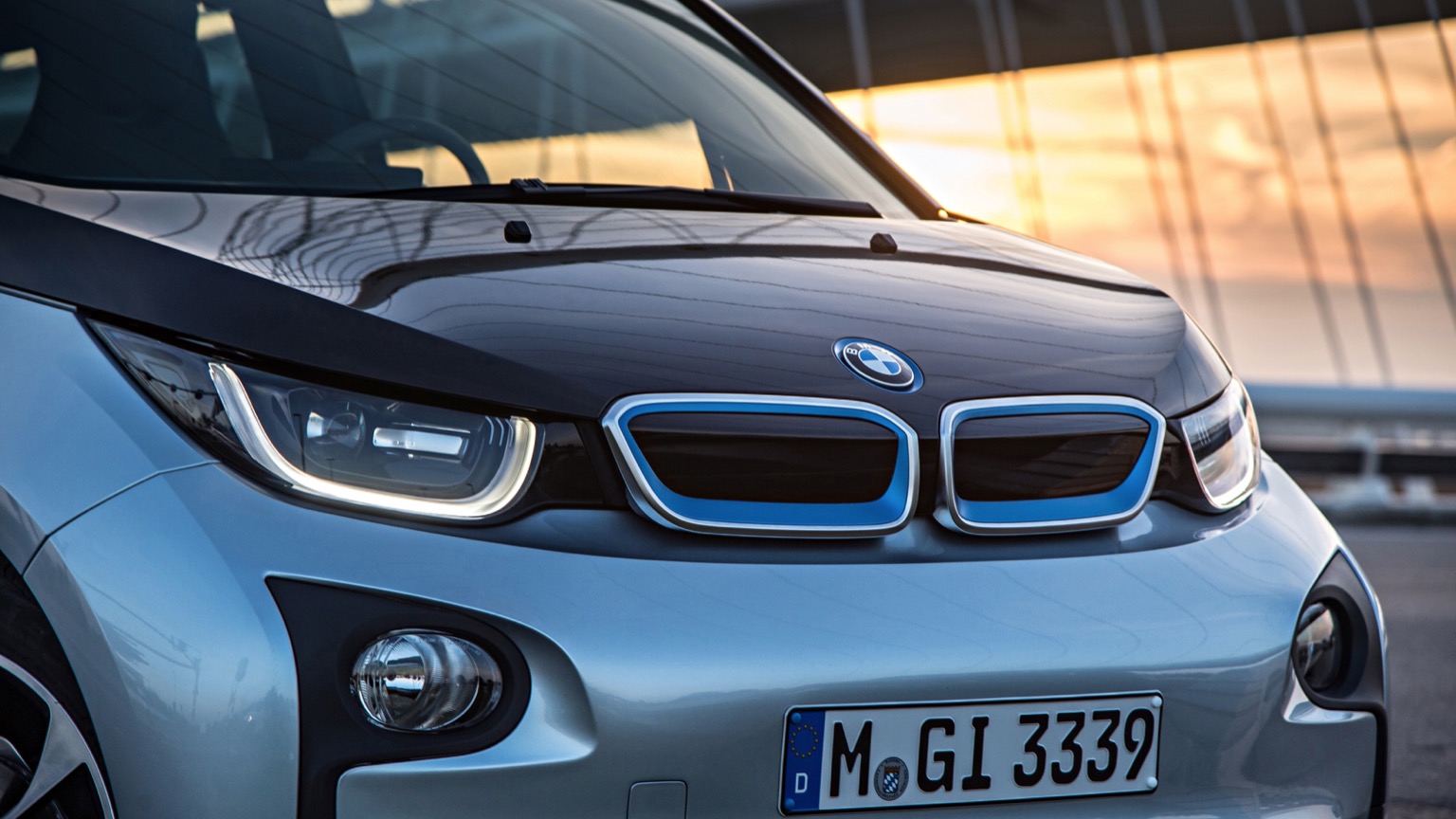 Vehicle Feature Picture