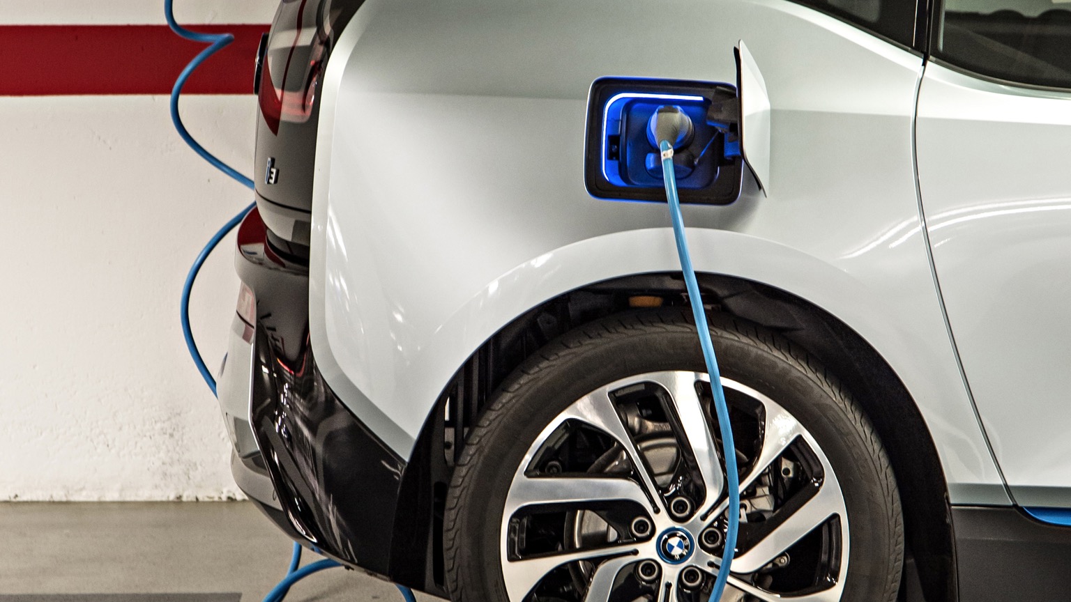 Vehicle Feature Picture