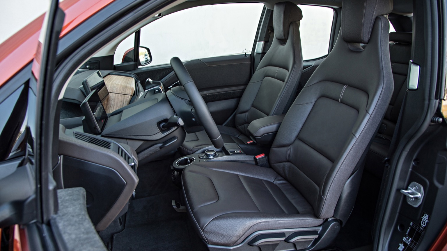 Vehicle Feature Picture