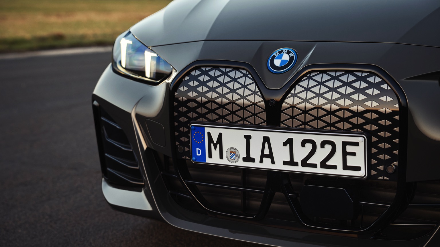 Vehicle Feature Picture