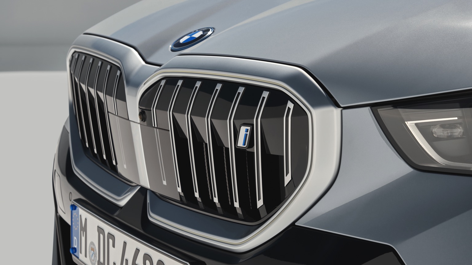 Vehicle Feature Picture