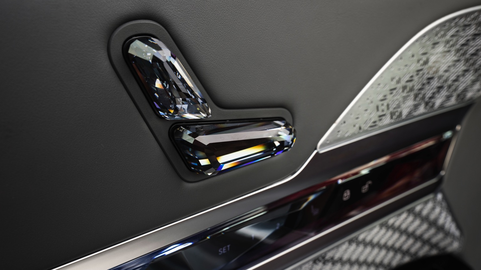 Vehicle Feature Picture