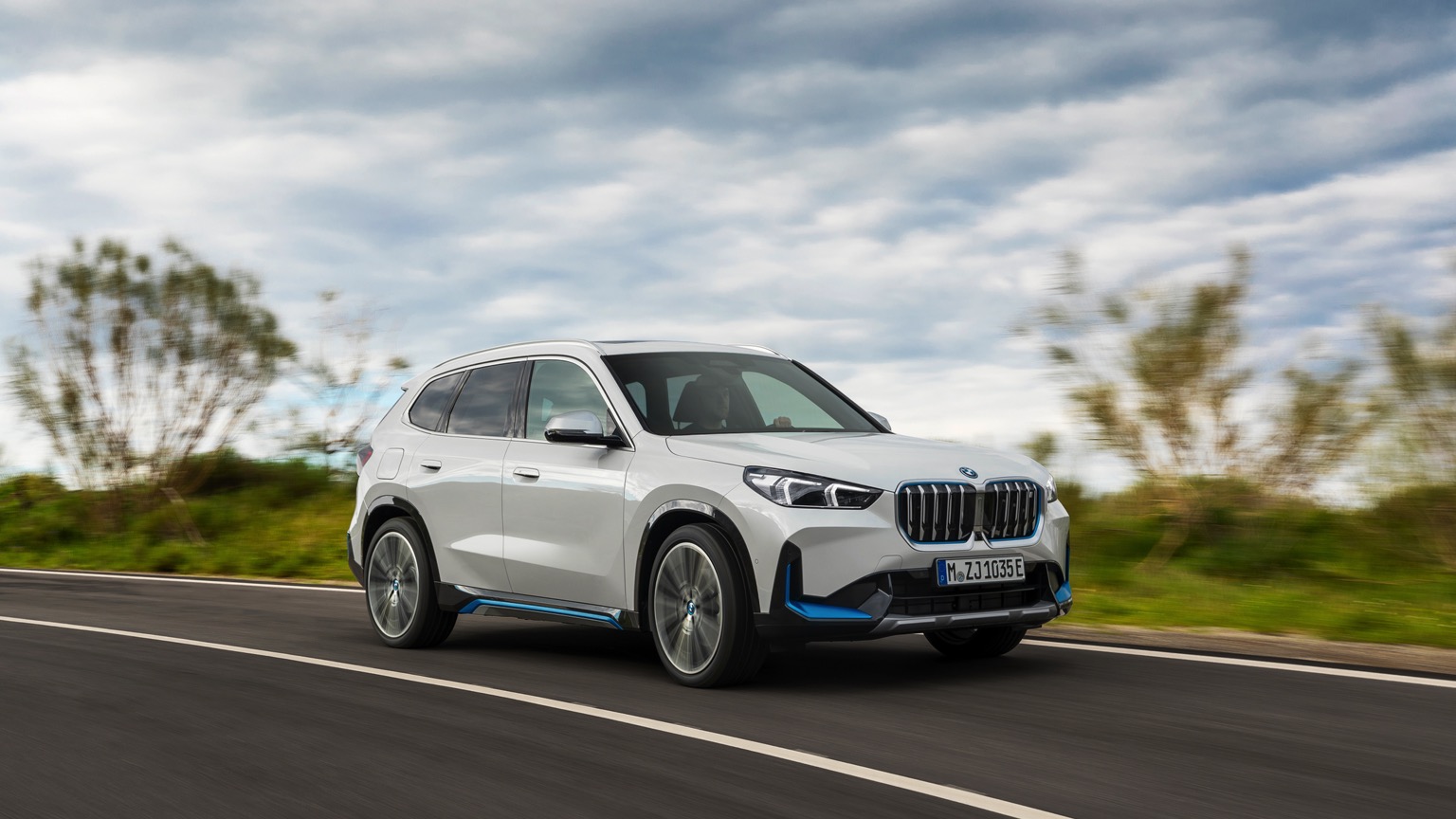 Vehicle Feature Picture