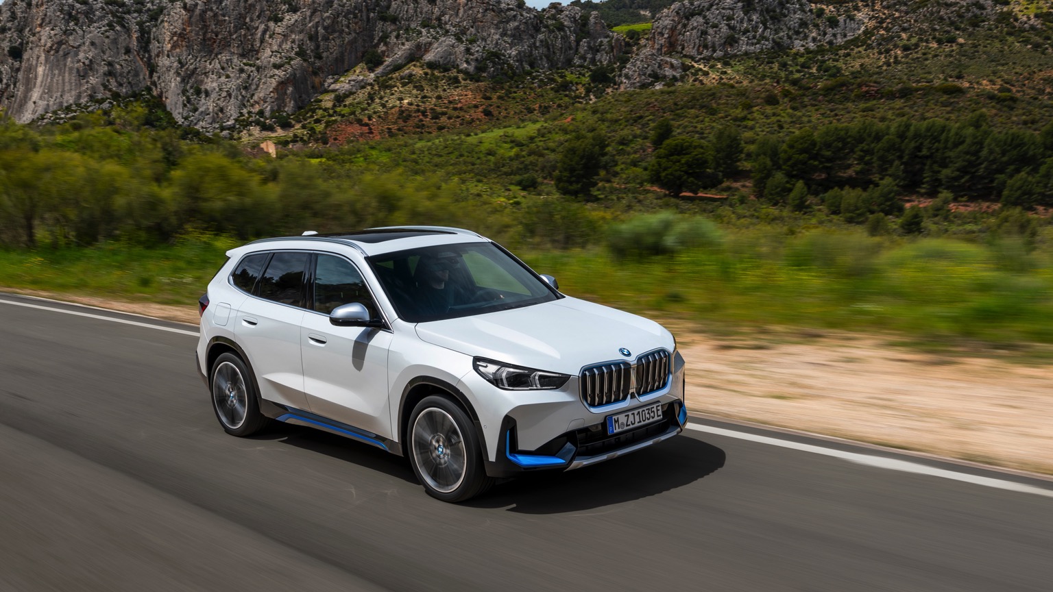 Vehicle Feature Picture