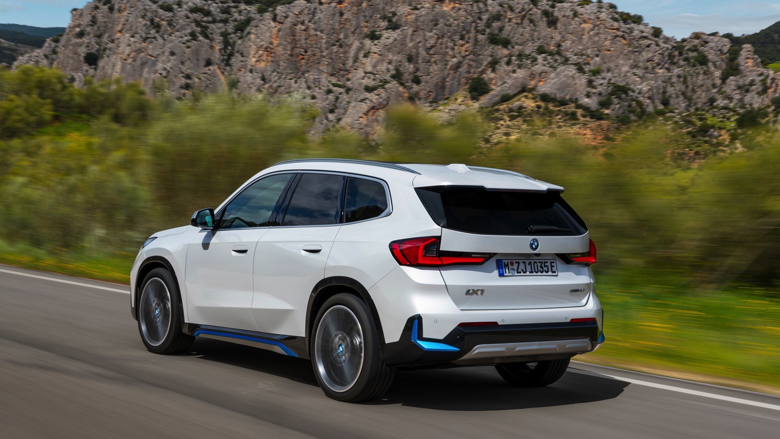 Vehicle Feature Picture