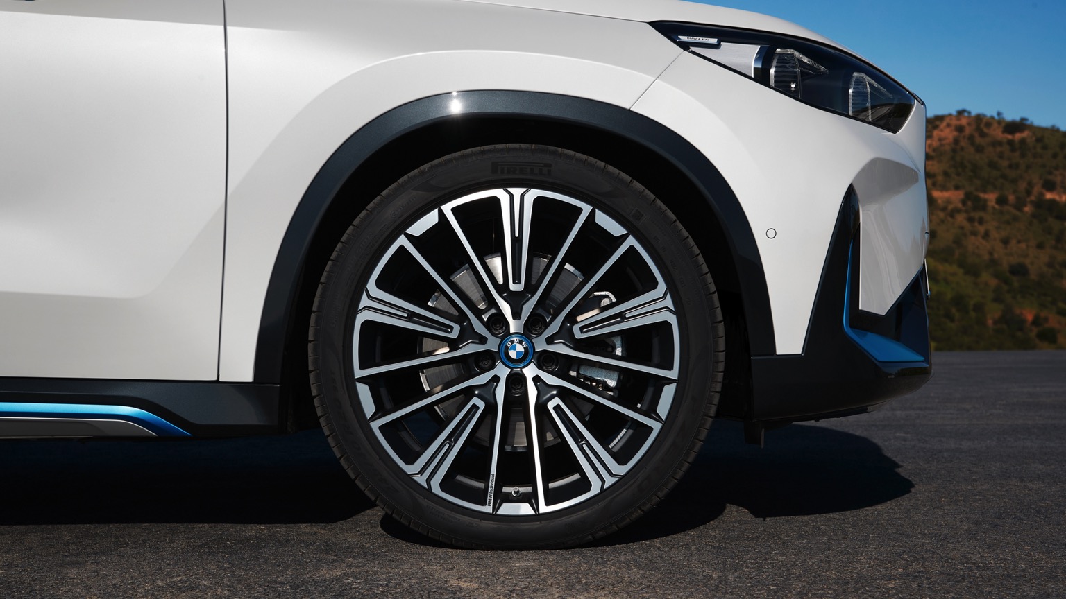 Vehicle Feature Picture