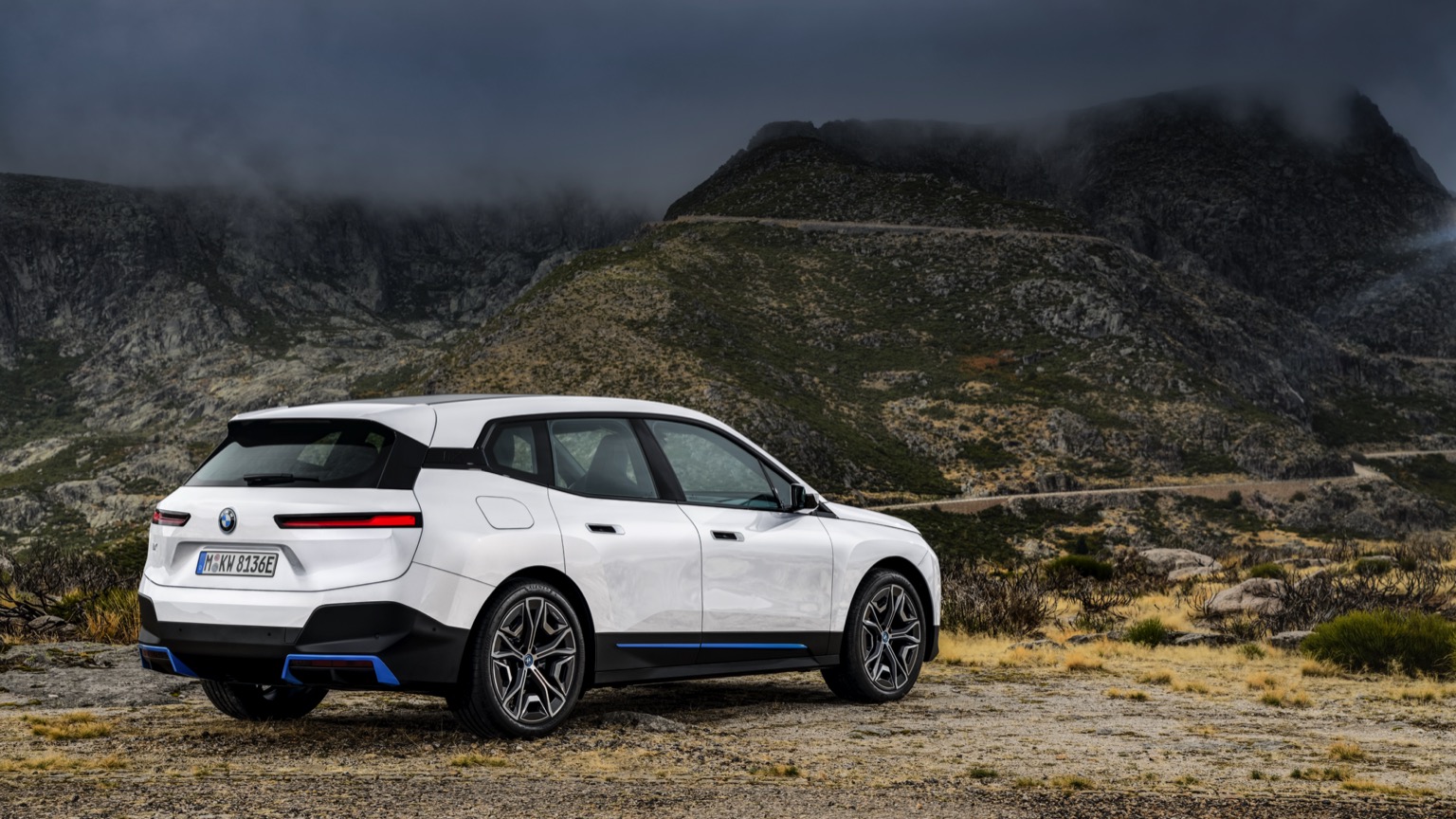 Vehicle Feature Picture