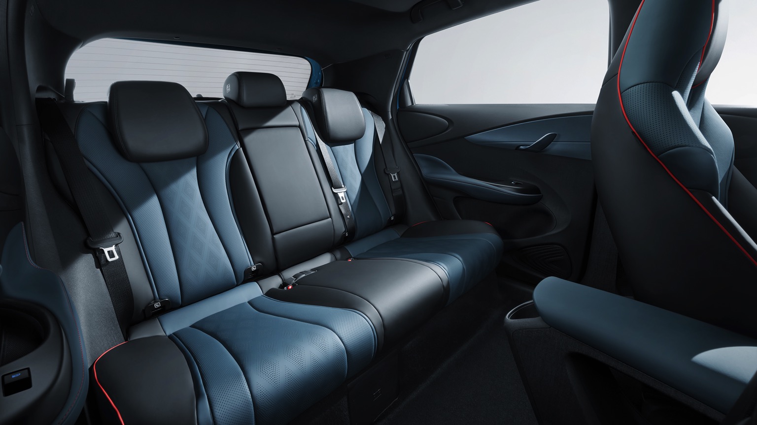 Vehicle Feature Picture