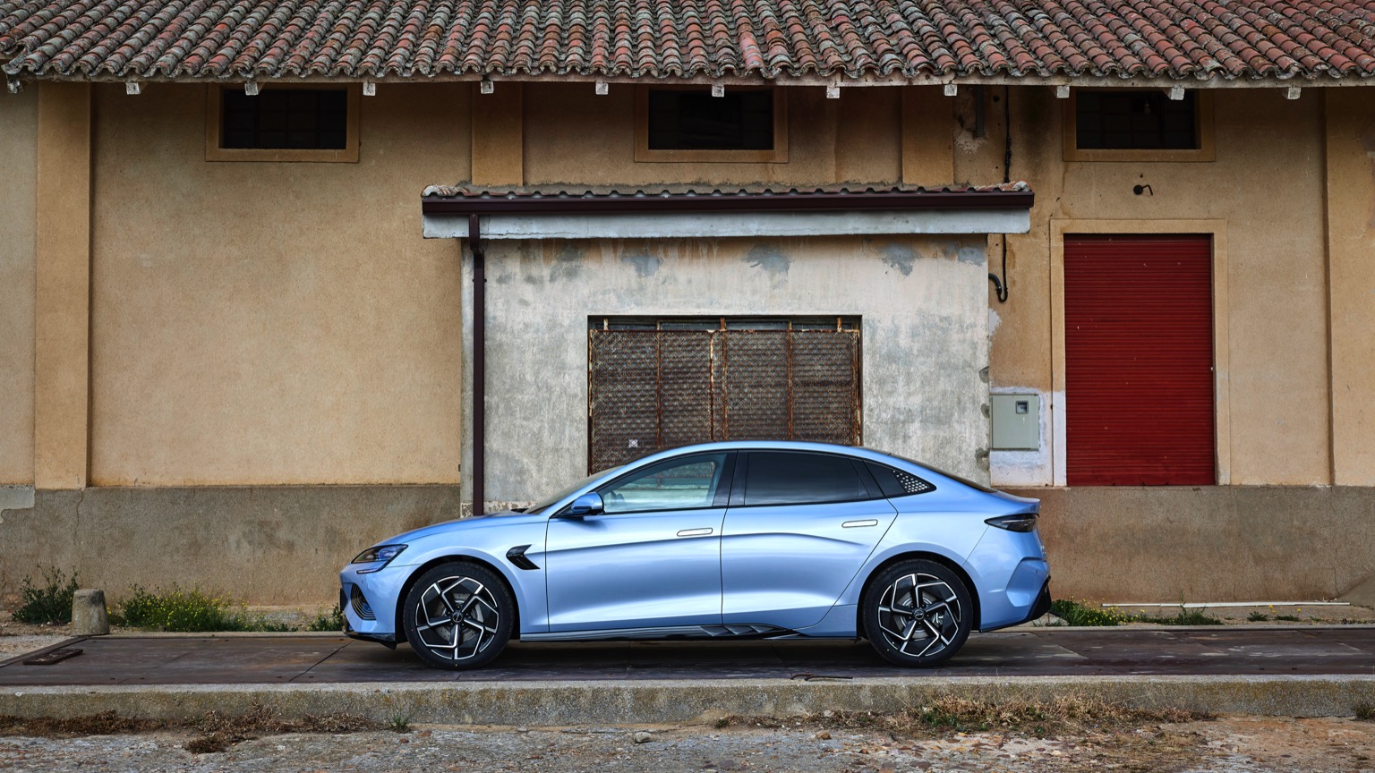 Vehicle Feature Picture