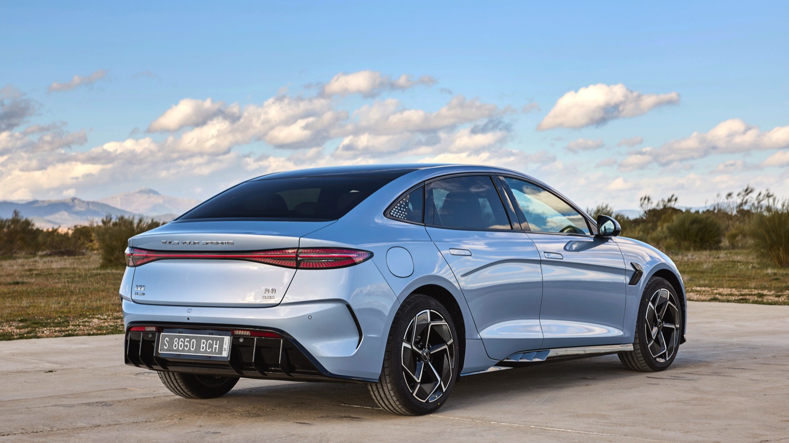 Vehicle Feature Picture