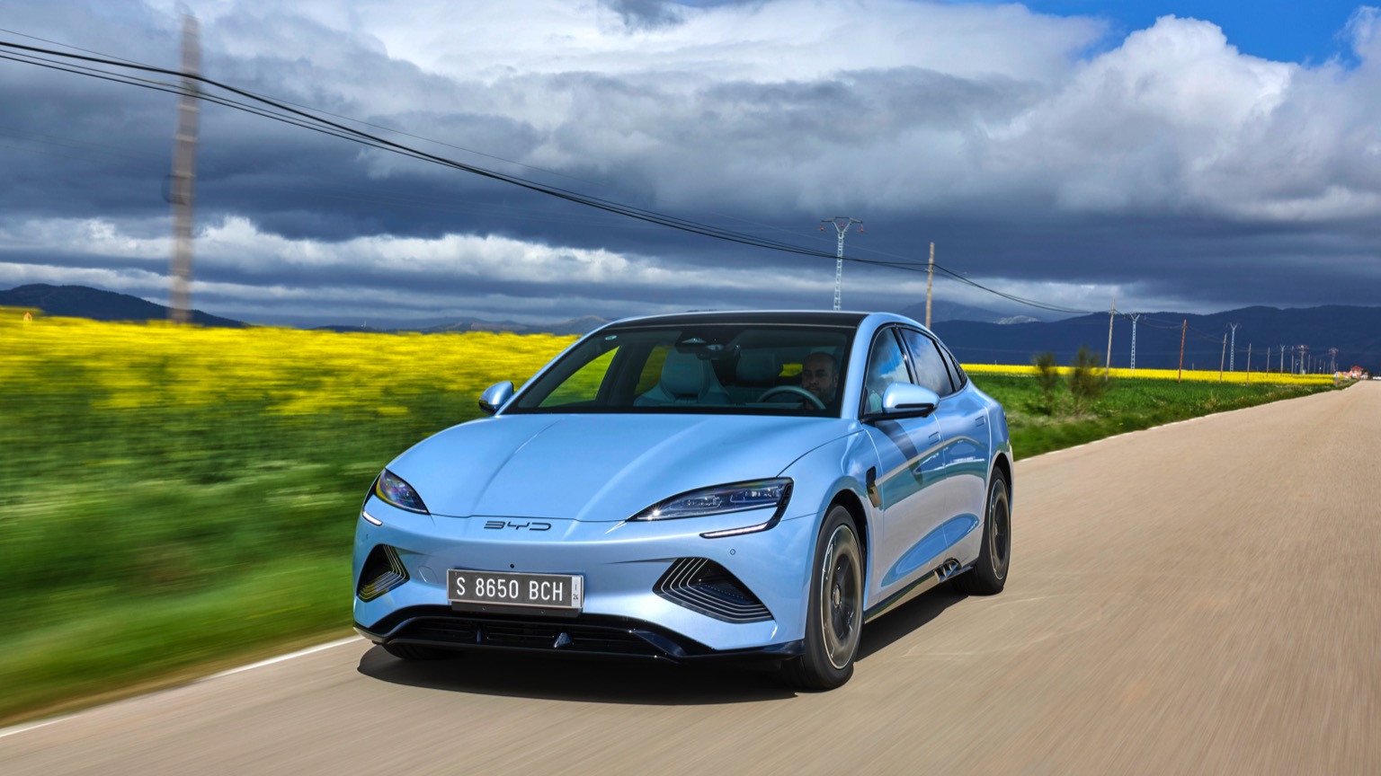 Vehicle Feature Picture