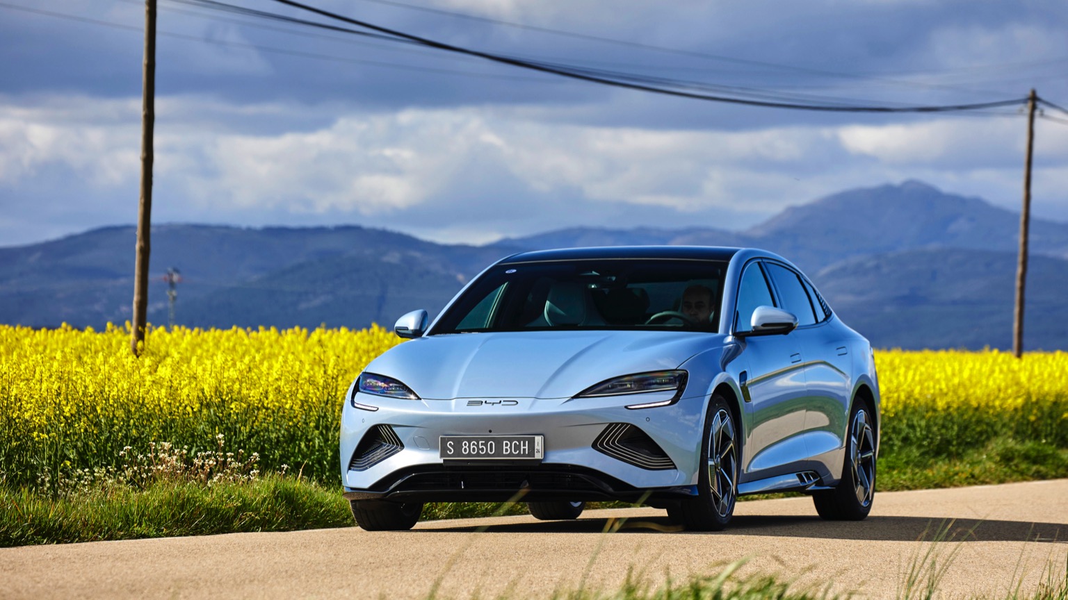 Vehicle Feature Picture