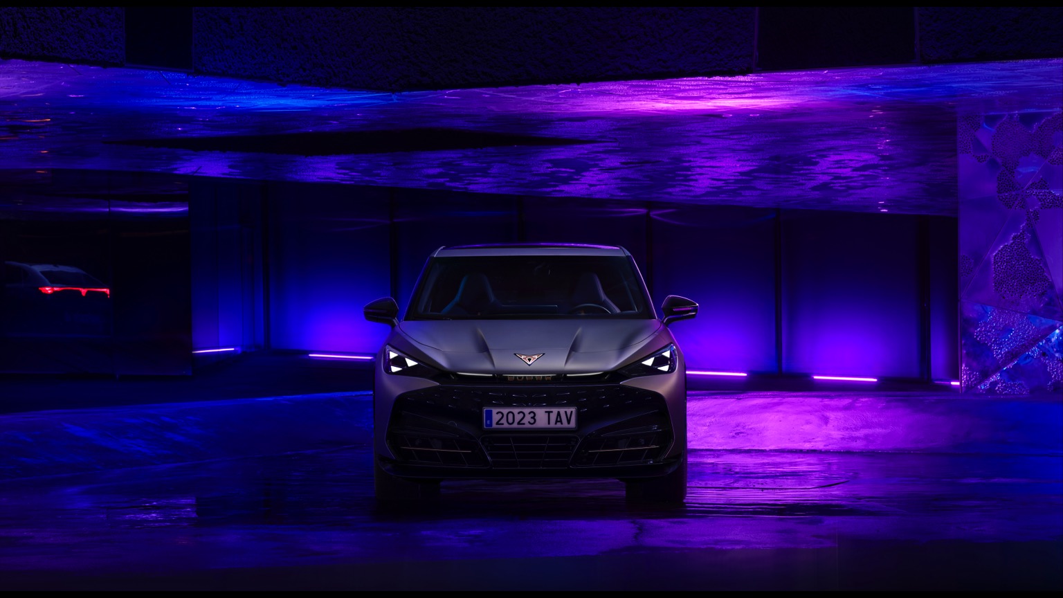 Vehicle Feature Picture