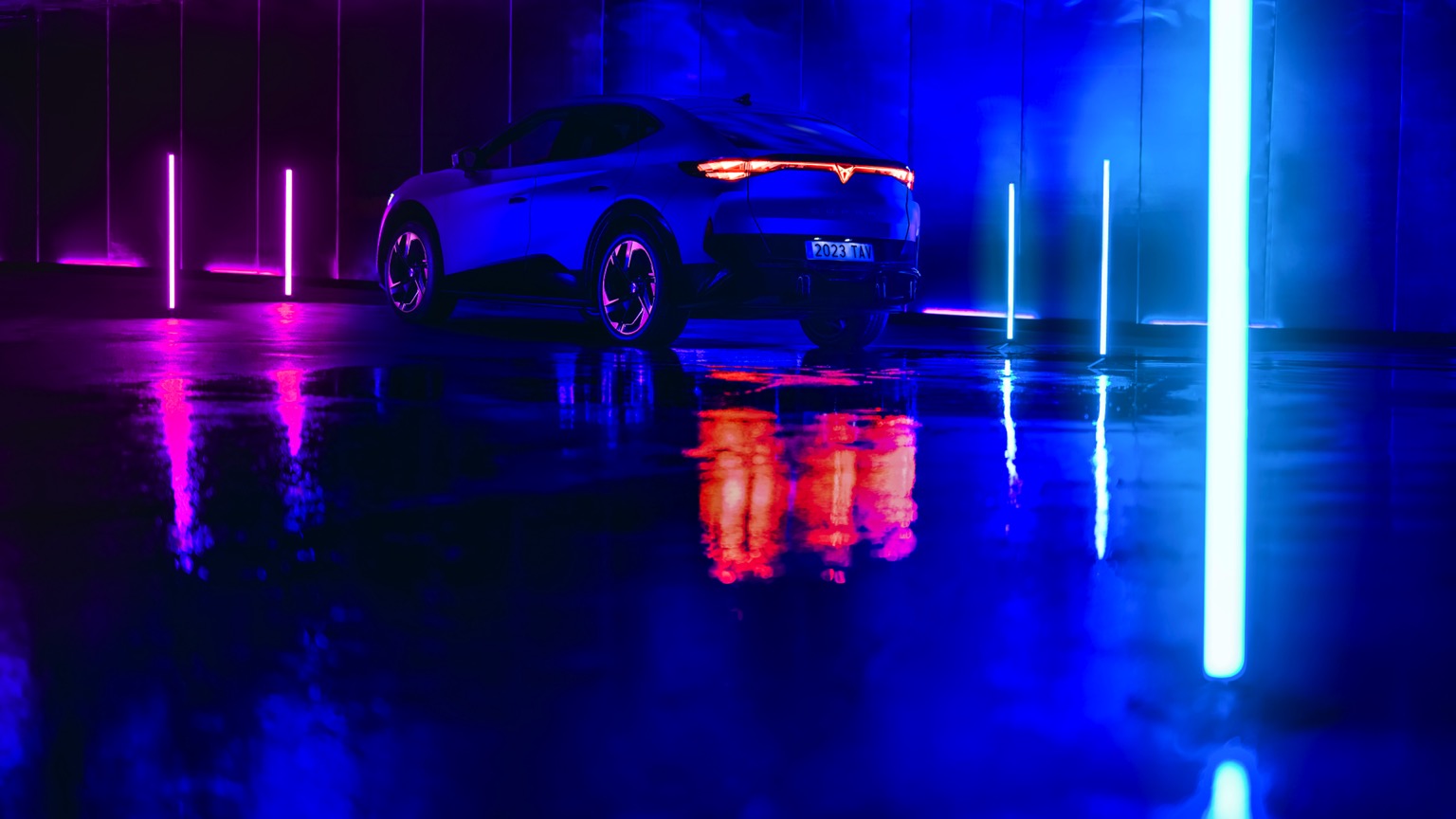 Vehicle Feature Picture