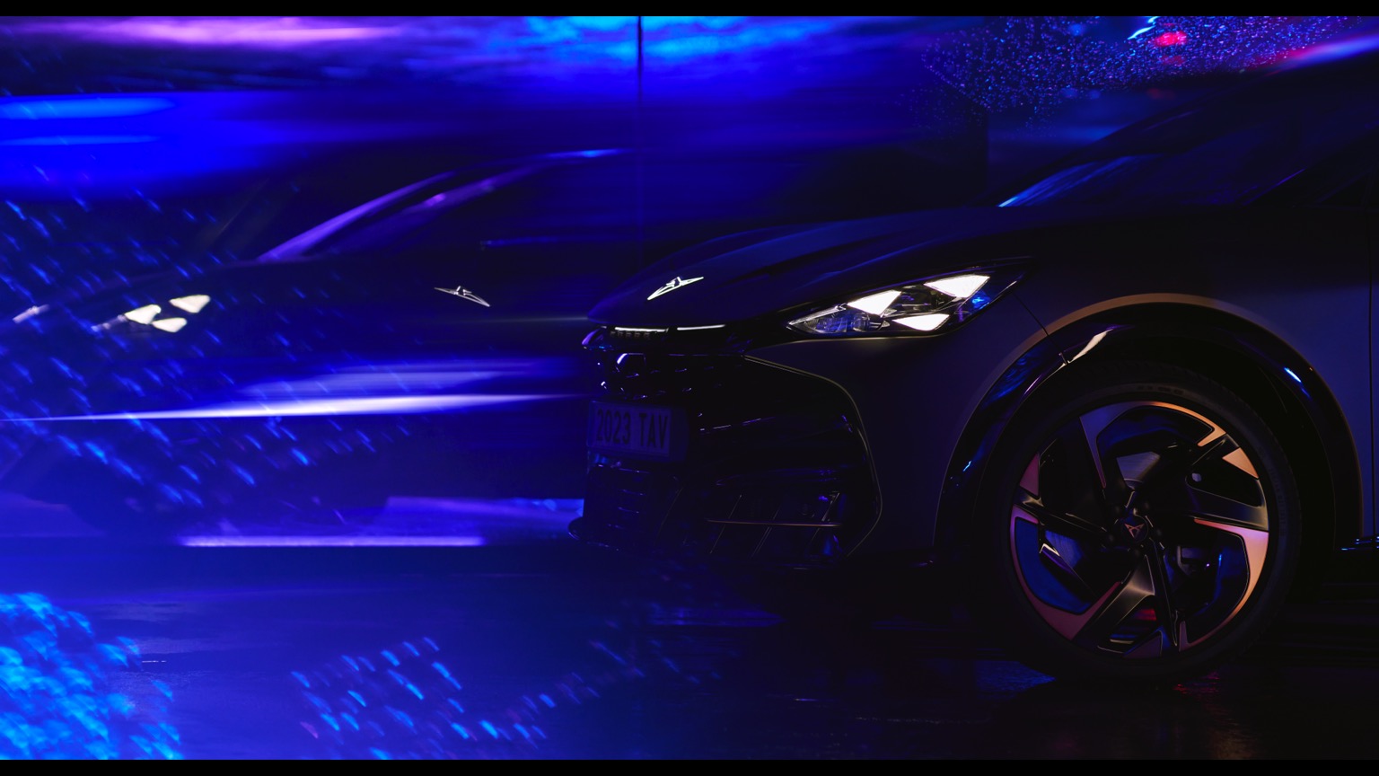 Vehicle Feature Picture