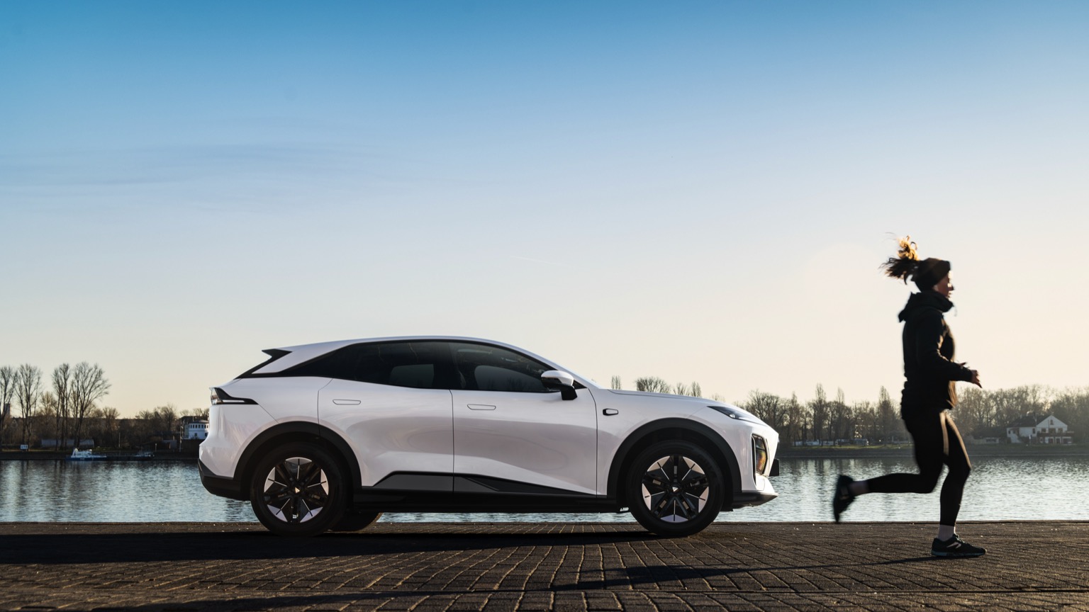 Vehicle Feature Picture