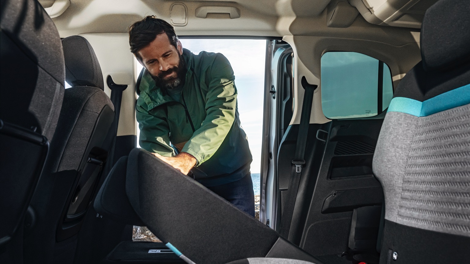 Vehicle Feature Picture