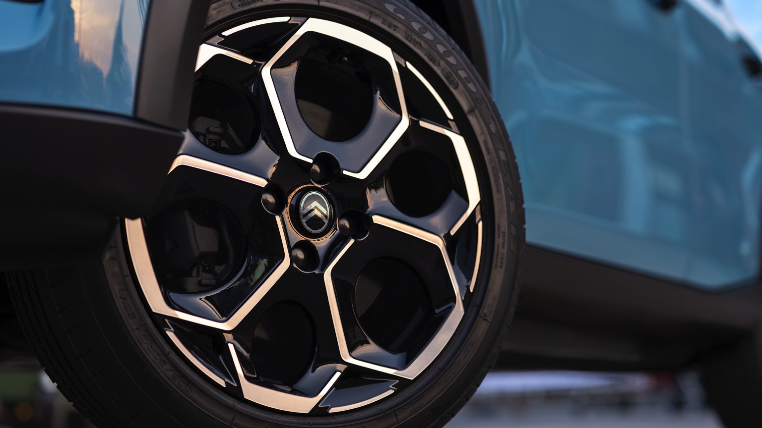 Vehicle Feature Picture