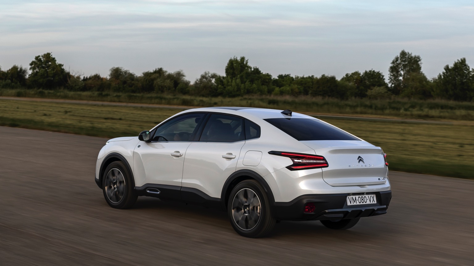 Vehicle Feature Picture