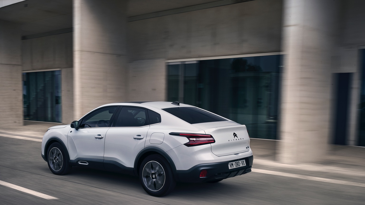 Vehicle Feature Picture