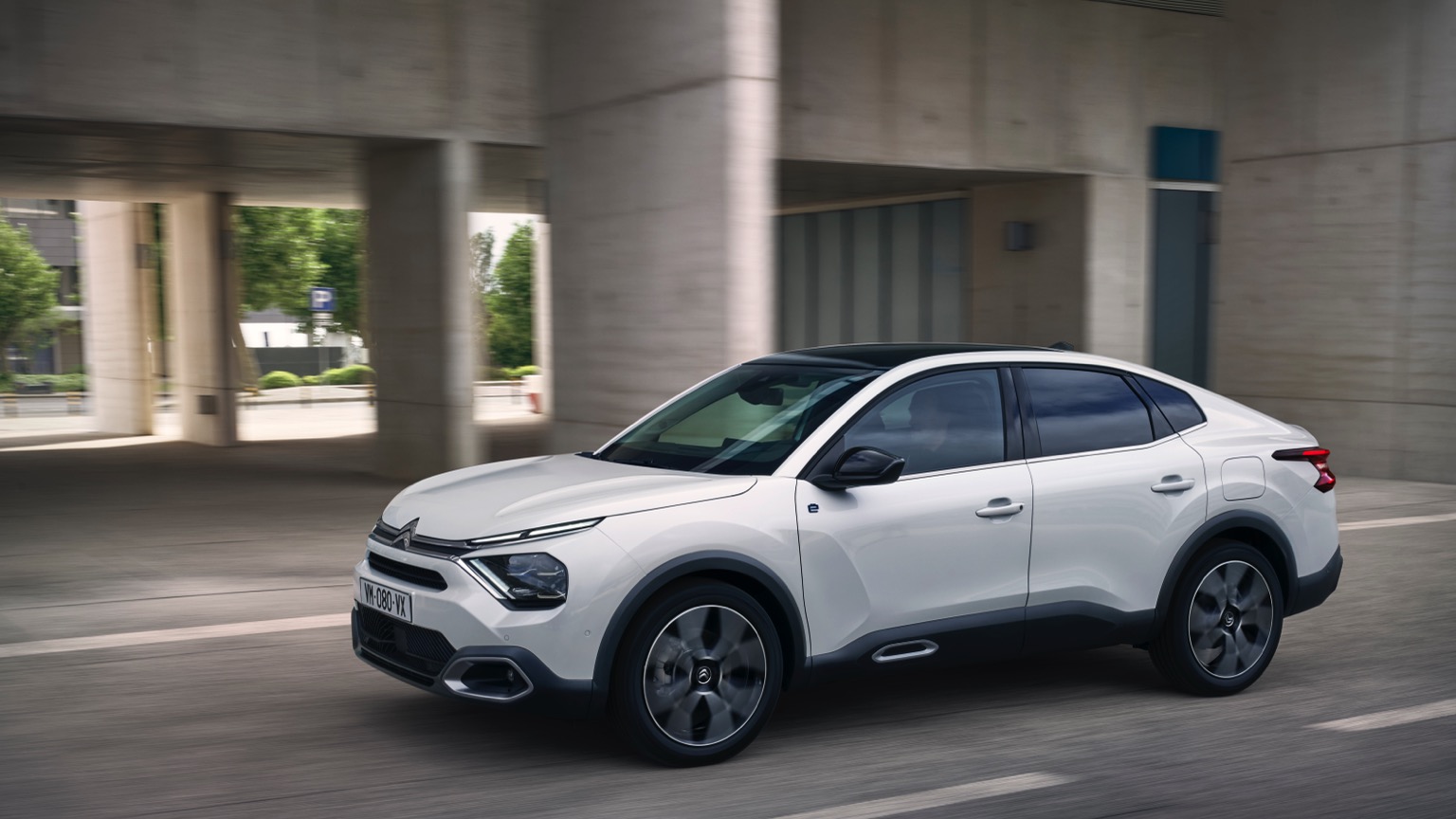 Vehicle Feature Picture