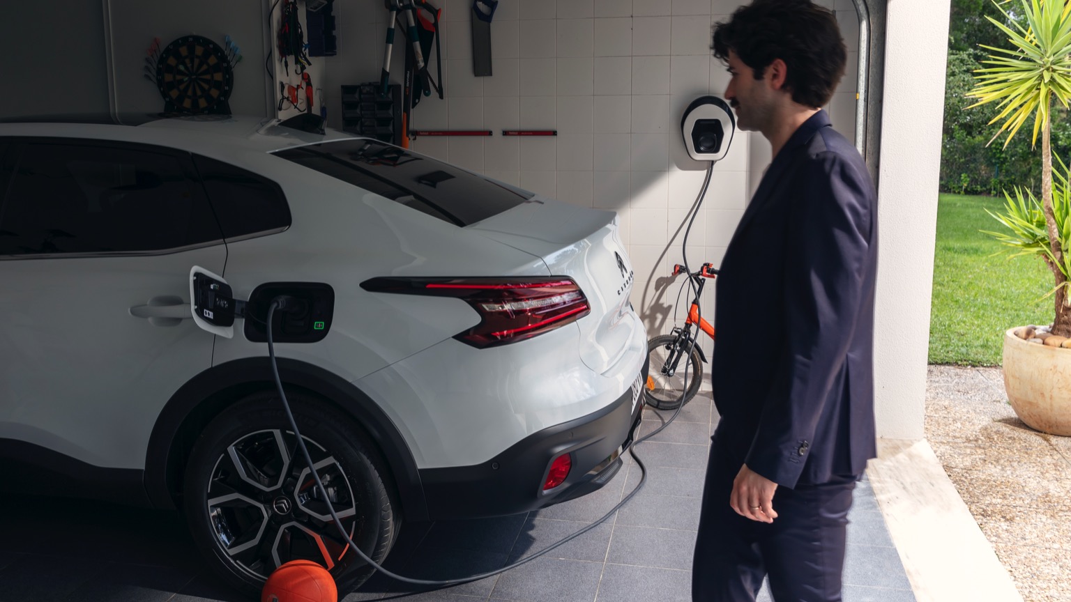 Vehicle Feature Picture