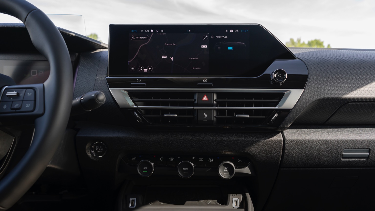 Vehicle Feature Picture