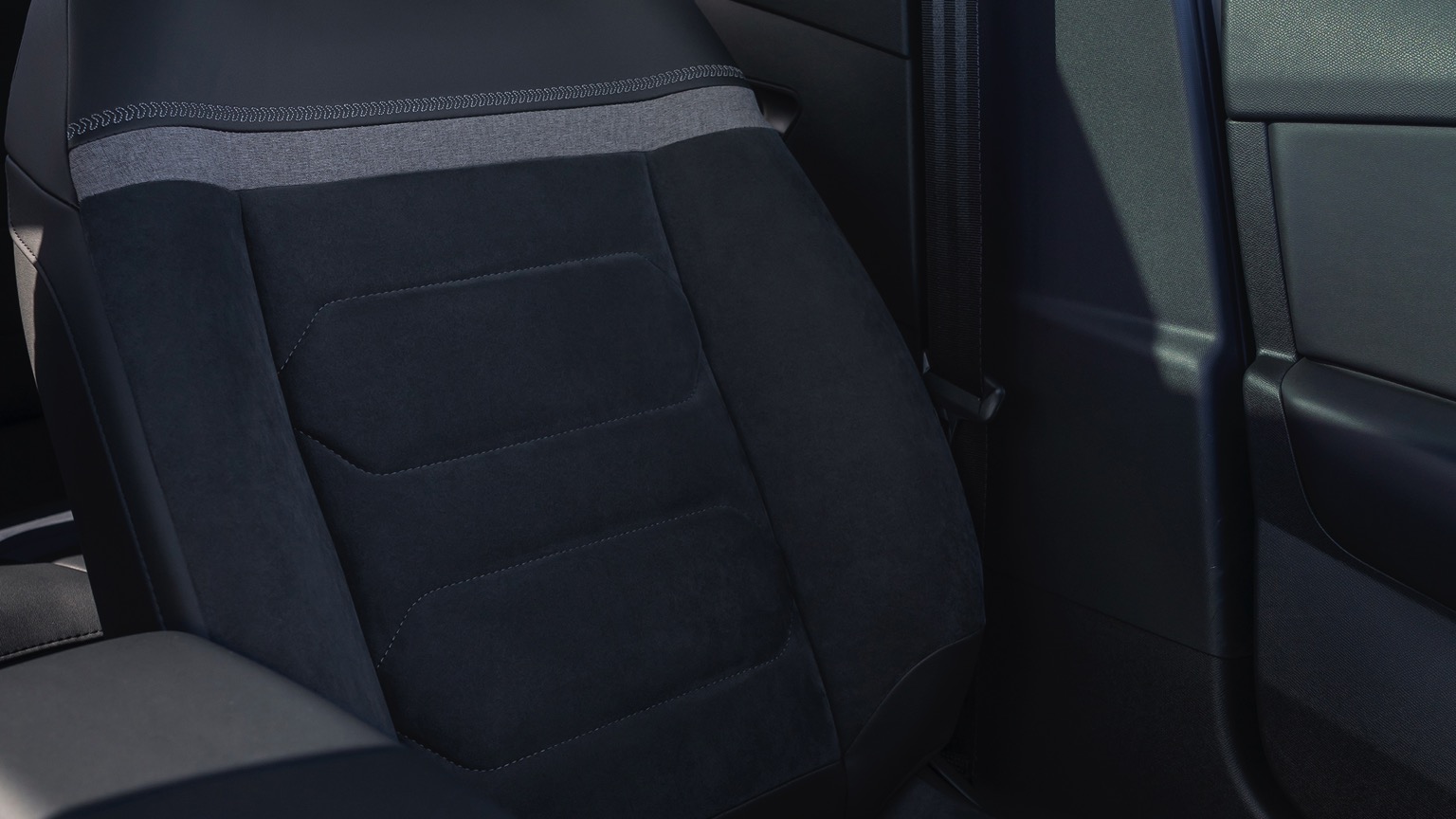 Vehicle Feature Picture