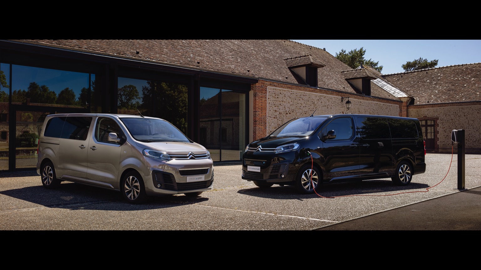 Vehicle Feature Picture