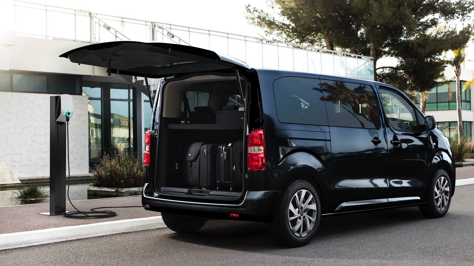 Vehicle Feature Picture