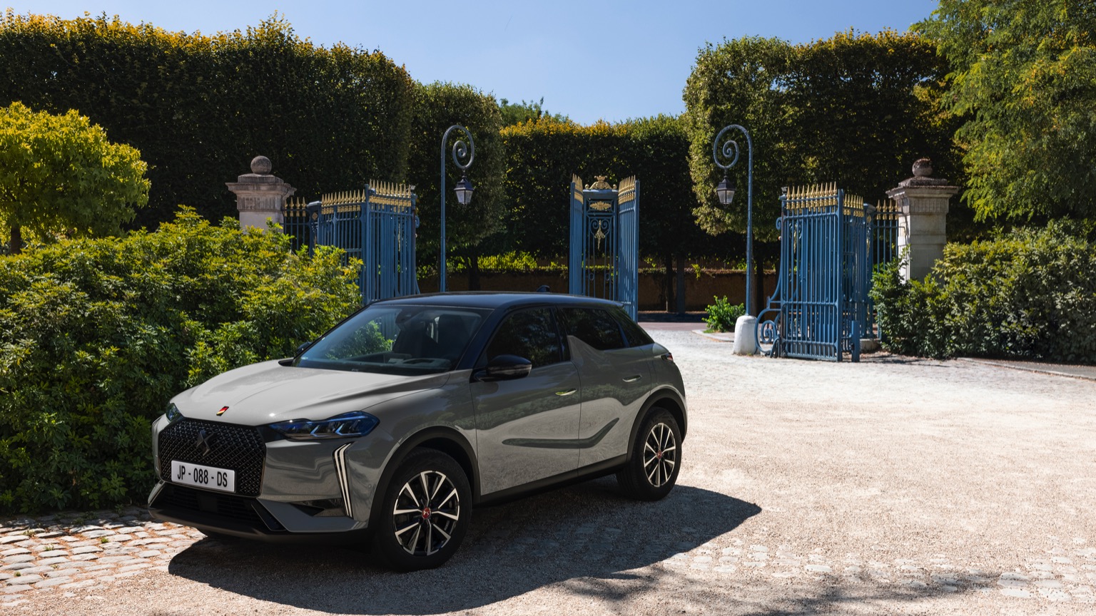 Vehicle Feature Picture