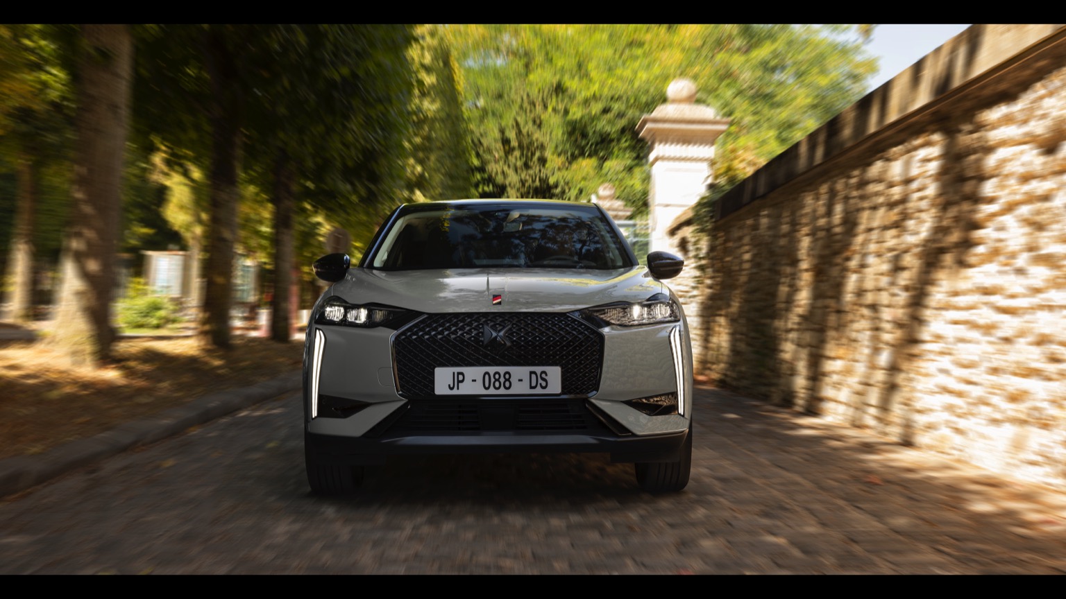 Vehicle Feature Picture