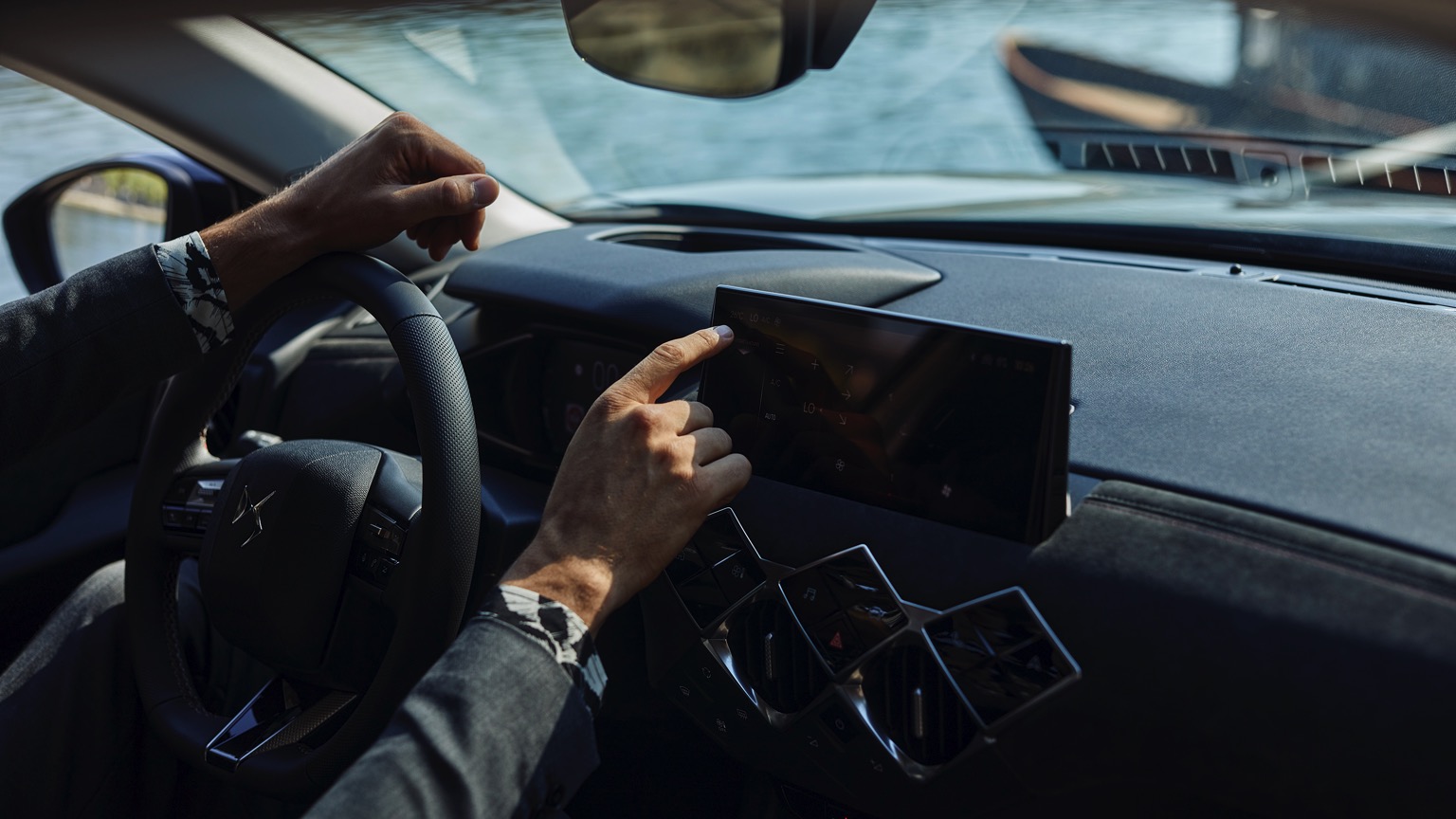 Vehicle Feature Picture