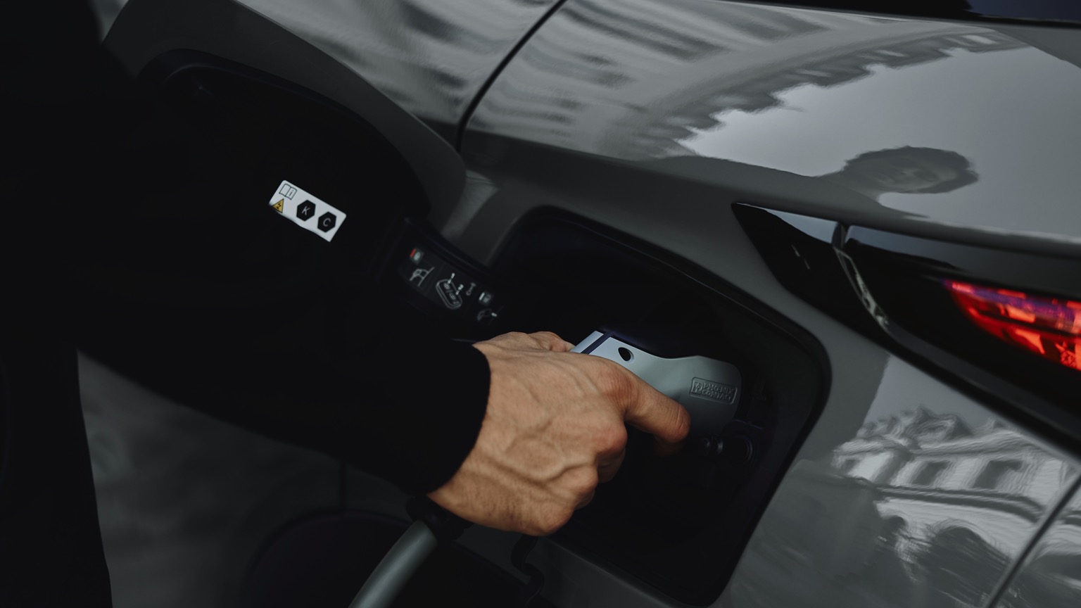 Vehicle Feature Picture