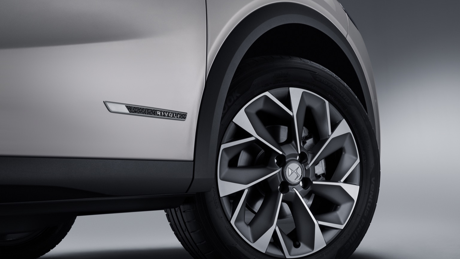 Vehicle Feature Picture